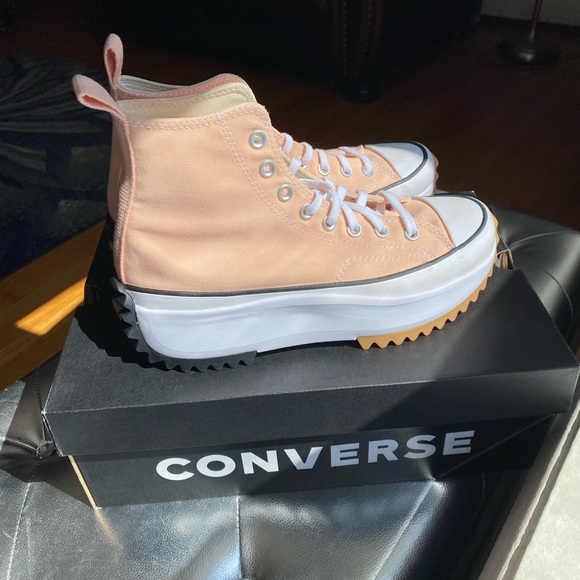 NWT Converse Run Star Hike High Top Sneakers - Picture 2 of 12